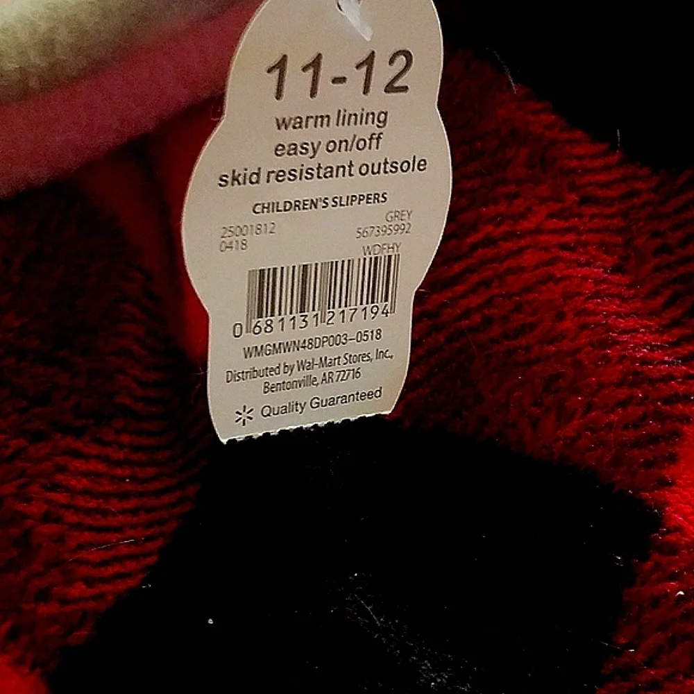 💖Girl's Slip On Slipper Size 11-12